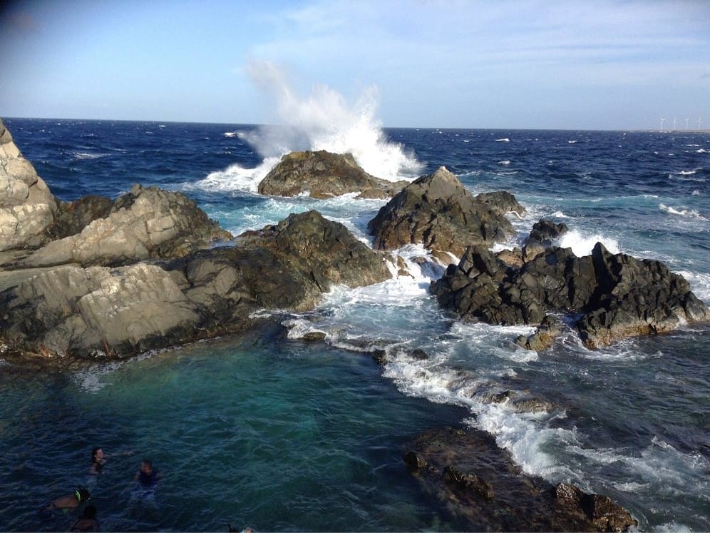aruba natural pool