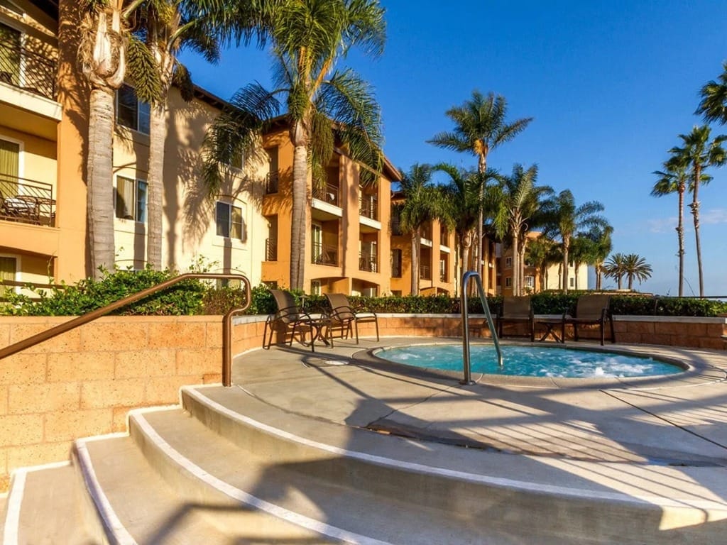 grand pacific hot tub