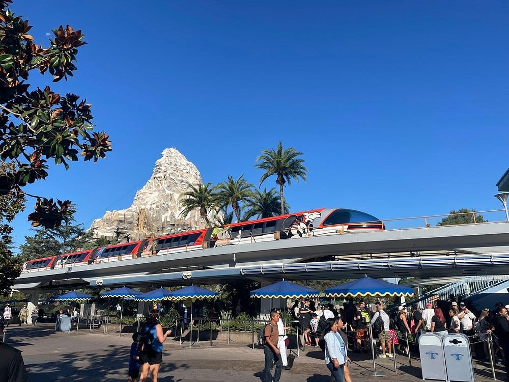 Disneyland Monorail