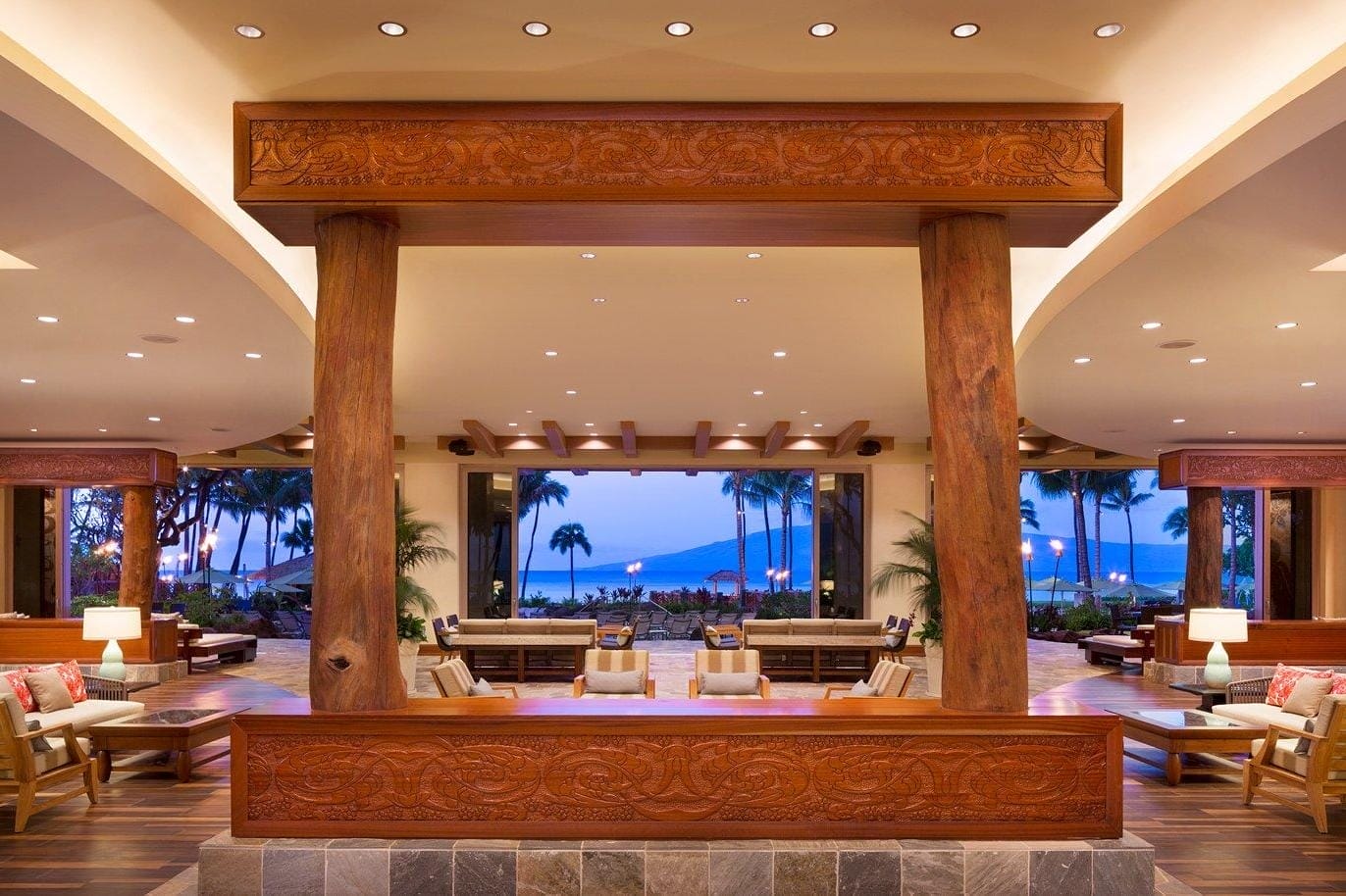 Hyatt Ka'anapali Beach Sitting Area