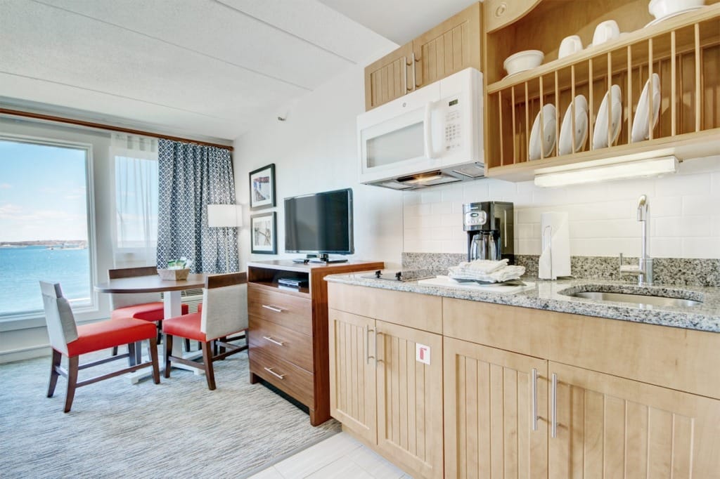 Wyndham Inn On the Harbor Kitchenette