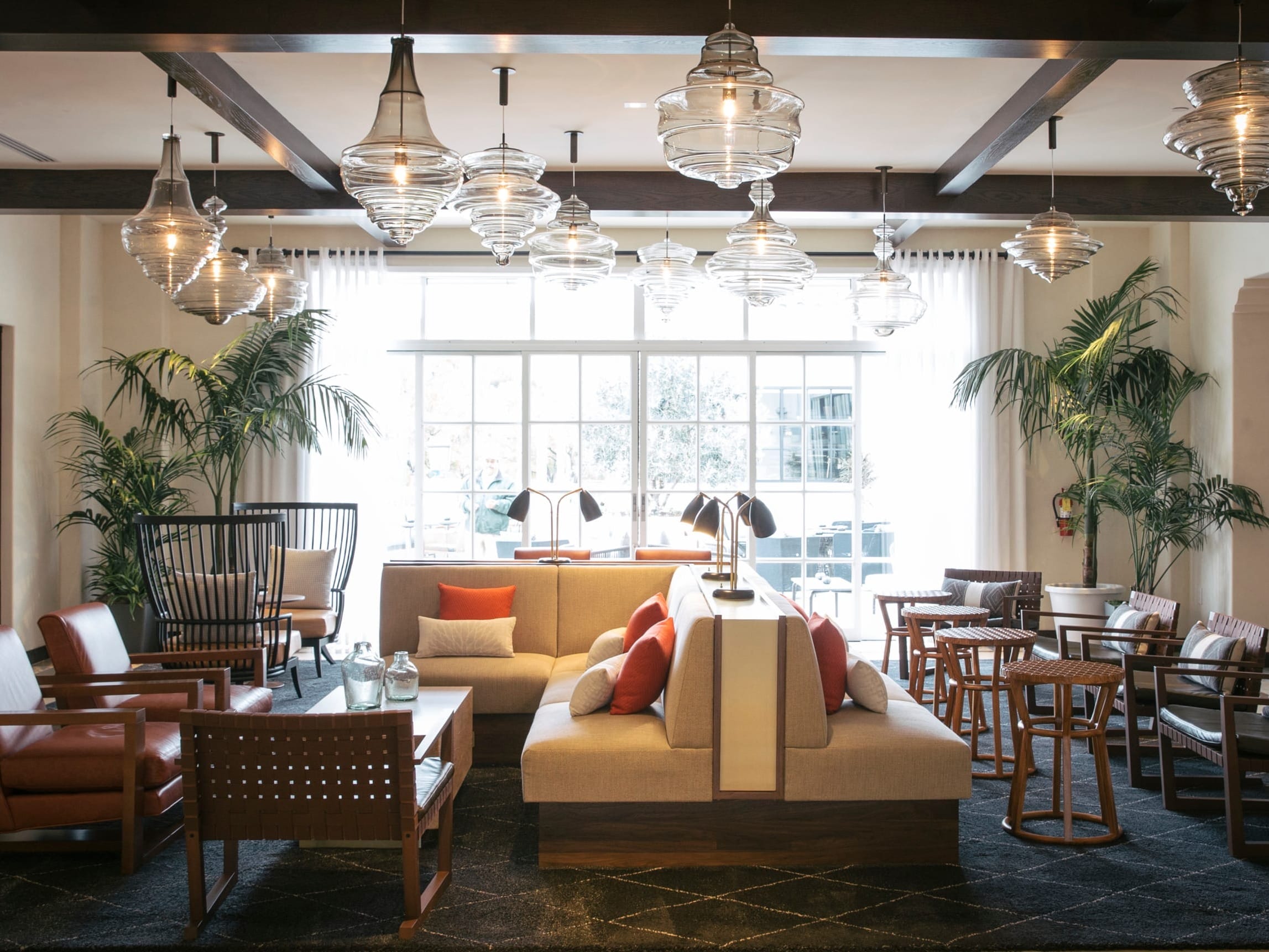 4 Seasons San Diego Lounge