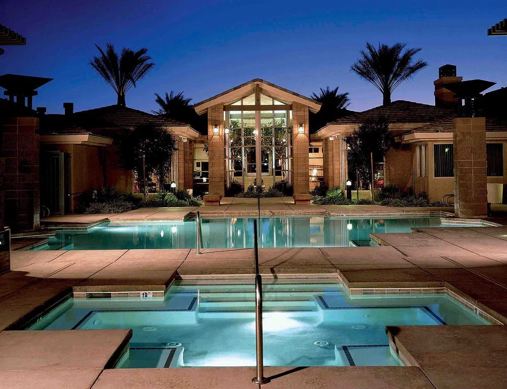 The Cliffs at Peace Canyon Pool